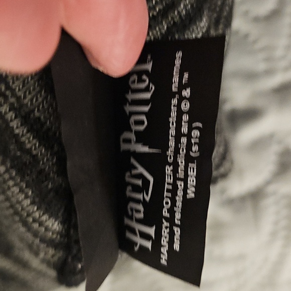 Slytherin Striped Beanie with Pom - Picture 5 of 5